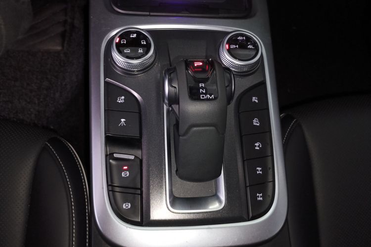 坦克300 2021款 越野版 2.0T 征服者局部细节18