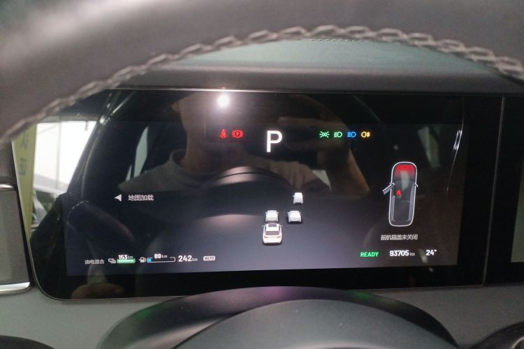 理想汽车 理想ONE 2021款 增程6座版局部细节14