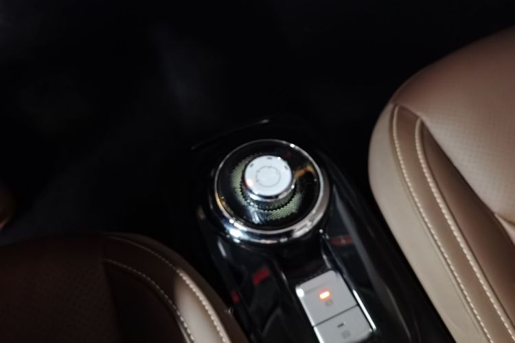 五菱汽车 五菱缤果 2023款 333km 灵犀互联款中控内饰18