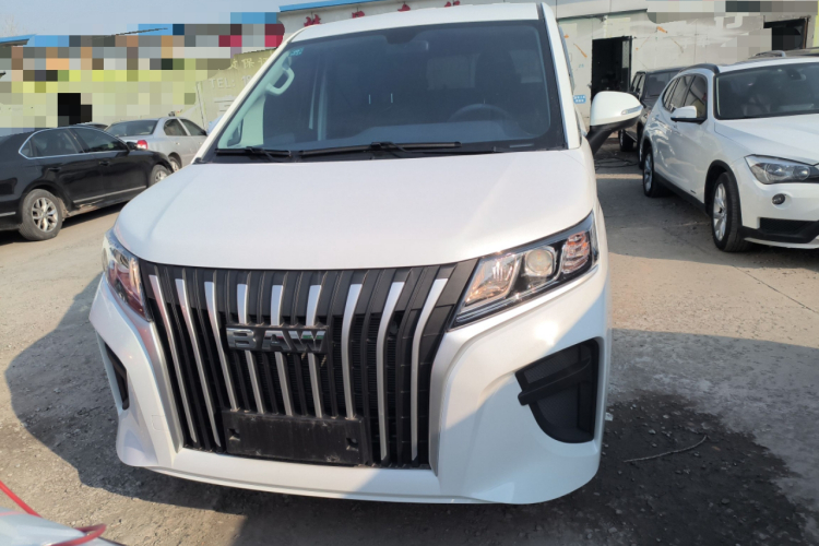 BAW北汽制造 锐胜王牌M7 2025款 1.6L 手动标轴舒适型 5座车身外观2