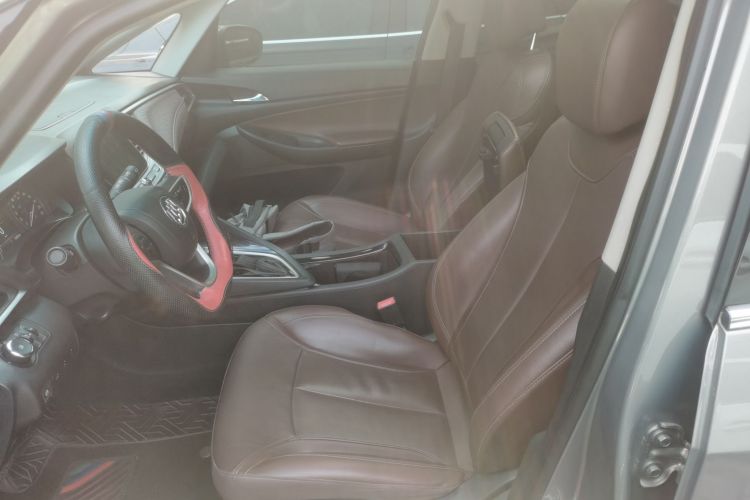 别克GL6 2019款 18T 6座互联尊贵型 国VI中控内饰19