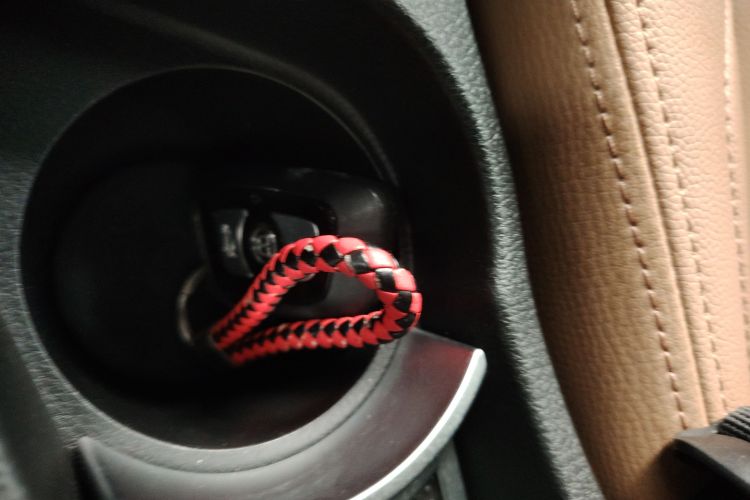 中华V5 2016款 1.5T 自动两驱智能型中控内饰7001