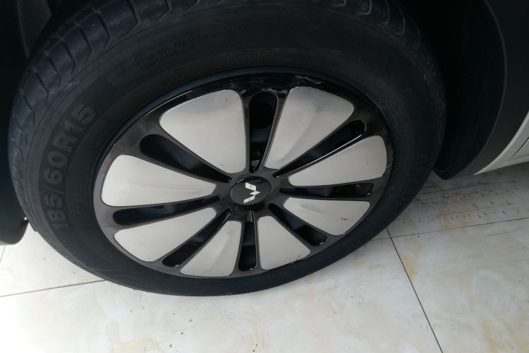 五菱汽车 五菱缤果 2023款 203km 舒享款车身外观6007