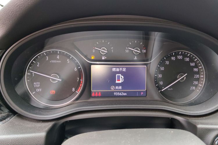 别克 君威 2023款 652T 智享型局部细节14