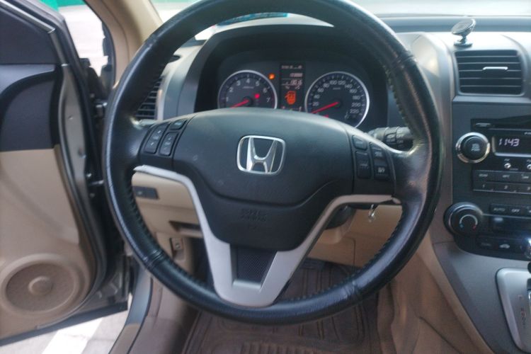 本田CR-V 2007款 2.4L 自动四驱尊贵版中控内饰13