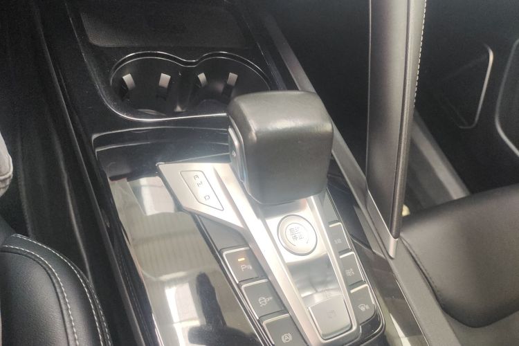 比亚迪 宋Pro 2019款 1.5T 自动精英型中控内饰18