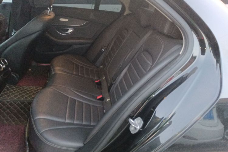 奔驰C级 2019款 C 260 L中控内饰7004