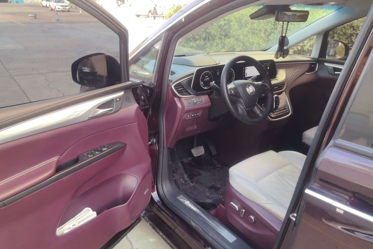 别克GL8 2022款 Avenir艾维亚 六座贤礼版中控内饰20