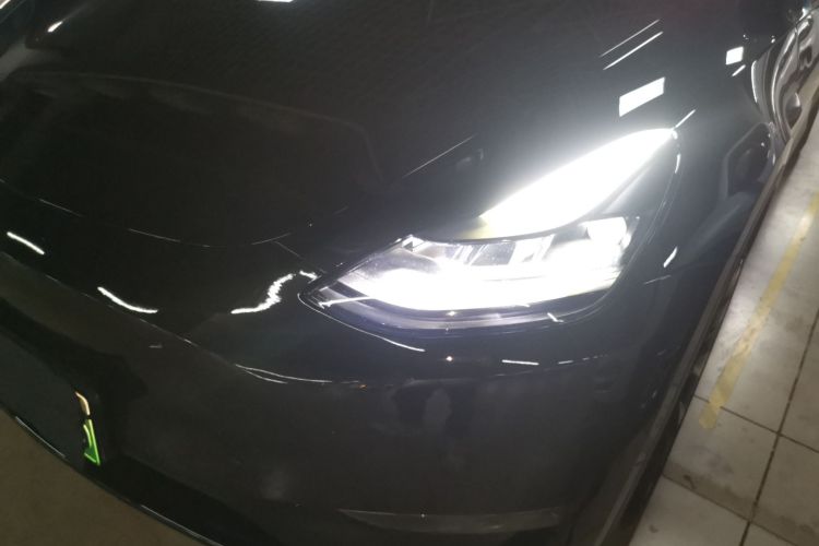 特斯拉 Model Y 2022款 长续航全轮驱动版局部细节36