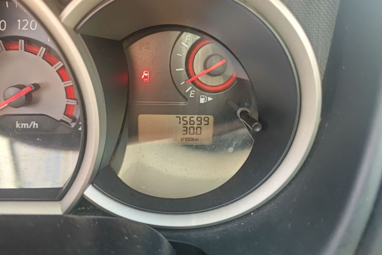 日产 轩逸 2016款 经典 1.6XE 手动领先版中控内饰15