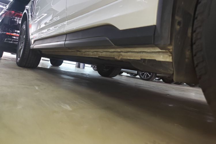 领克01 2023款 2.0TD 两驱亚运版局部细节9002