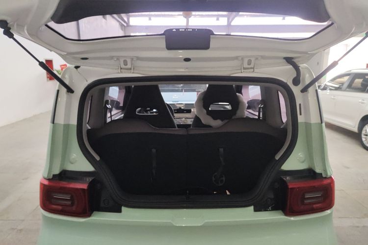 五菱汽车 宏光MINIEV 2021款 马卡龙臻享款 磷酸铁锂机舱底盘23