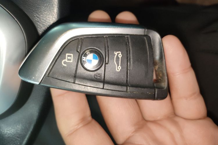 宝马X1 2020款 sDrive25Li 领先型中控内饰11