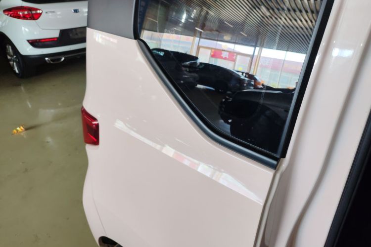 五菱汽车 宏光MINIEV 2022款 马卡龙臻享款 磷酸铁锂中控内饰7006