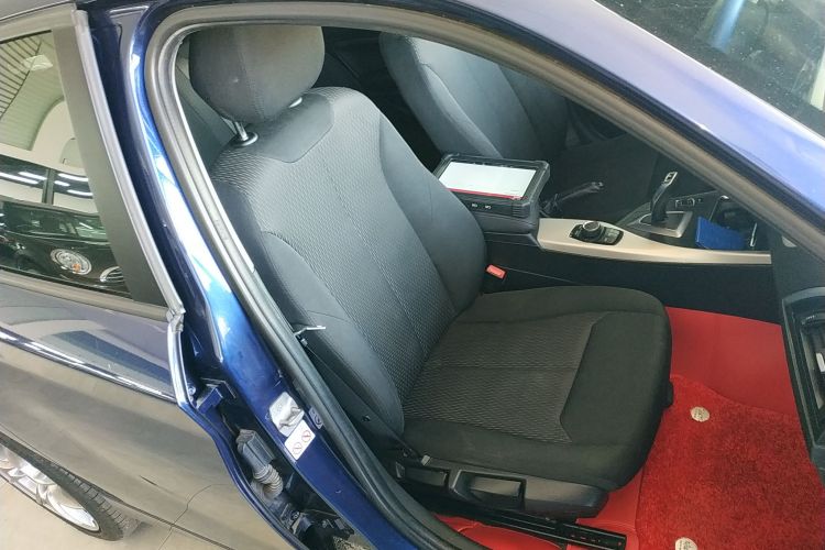 宝马1系(进口) 2018款 118i 领先型局部细节41