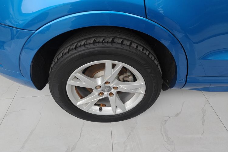 奥迪Q3 2016款 35 TFSI 时尚型车身外观6008