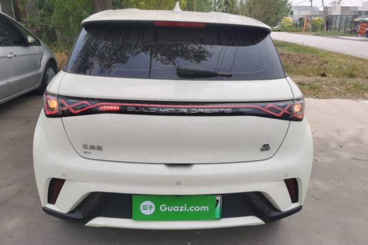 比亚迪 海豚 2023款 420km 自由版车身外观6