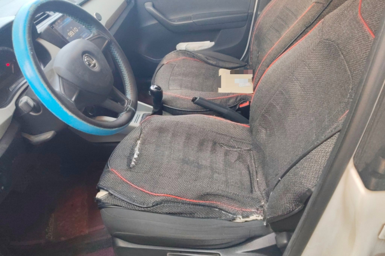 斯柯达 晶锐 2017款 1.4L 自动车享版局部细节19