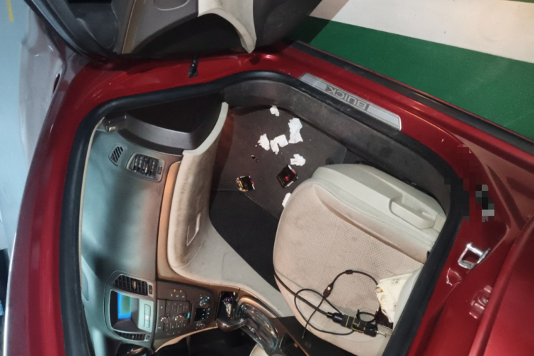 别克 君威 2011款 2.0L 舒适版局部细节9005