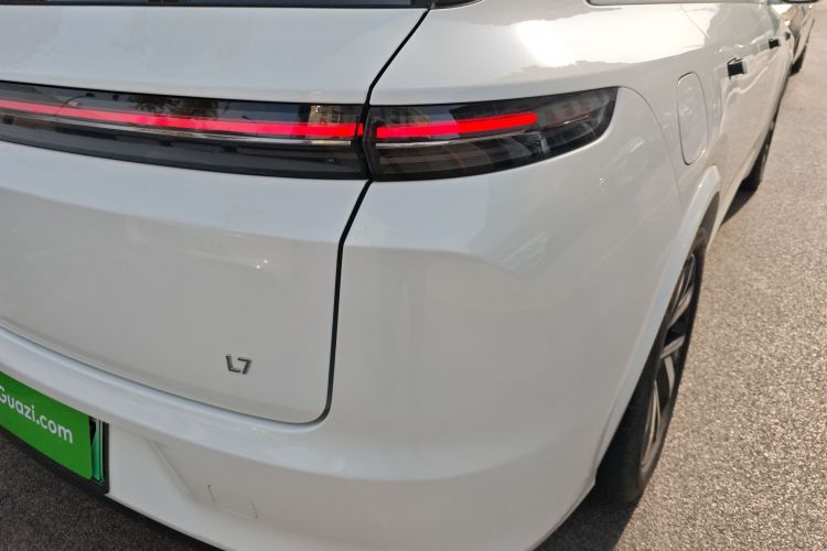 理想汽车 理想L7 2023款 Pro车身外观9