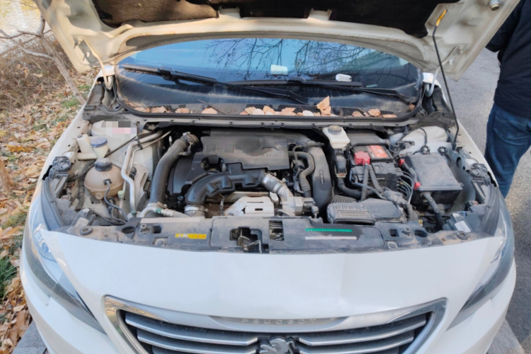 标致408 2018款 350THP 自动豪华版局部细节24