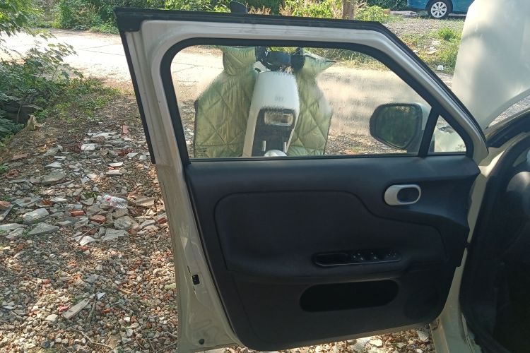 名爵3 2014款 1.3L 手动舒适版中控内饰7007