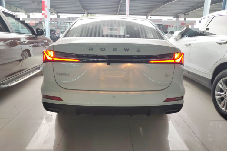 荣威i5 2023款 1.5L CVT豪华版车身外观6004