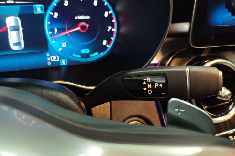 奔驰C级 2021款 C 260 L 运动星耀臻藏版局部细节18