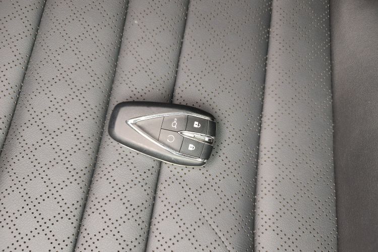 长安 逸动 2021款 PLUS 1.6L GDI 手动豪华型中控内饰11