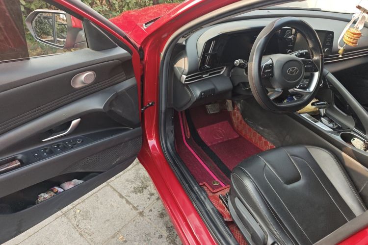 现代 伊兰特 2021款 1.5L CVT GLX精英版中控内饰20