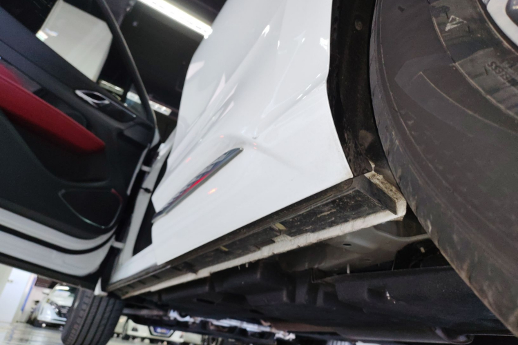 红旗HS3 2023款 1.5T 两驱善为版局部细节9002