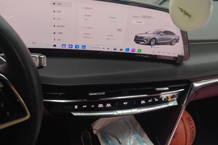 凯迪拉克CT6 2023款 28T 尊贵型中控内饰16