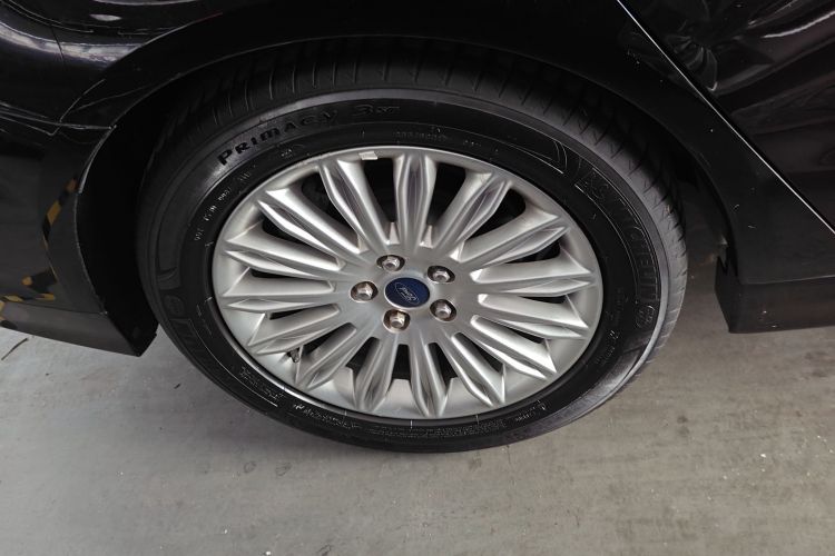 福特 蒙迪欧 2013款 2.0L GTDi200豪华型车身外观6008