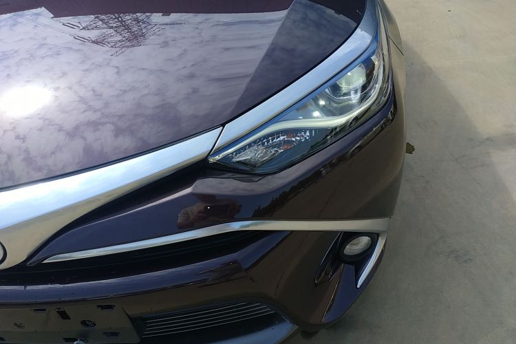 丰田 雷凌 2017款 改款双擎 1.8H GS E-CVT精英天窗版 国V车身外观36