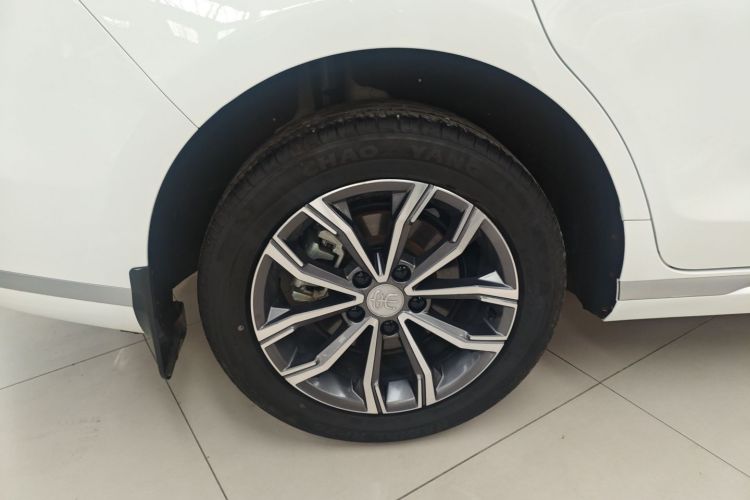 比亚迪 宋MAX 2021款 升级版 1.5T 自动尊贵型 6座车身外观6008