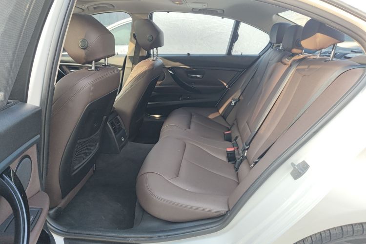 宝马3系 2018款 320Li 时尚型中控内饰21