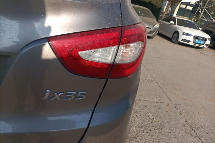 北京现代ix35 2013款 2.0L 自动两驱智能型GLS 国IV车身外观9