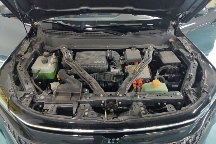 蓝电E5 2024款 荣耀版 100KM尊享型 7座局部细节24