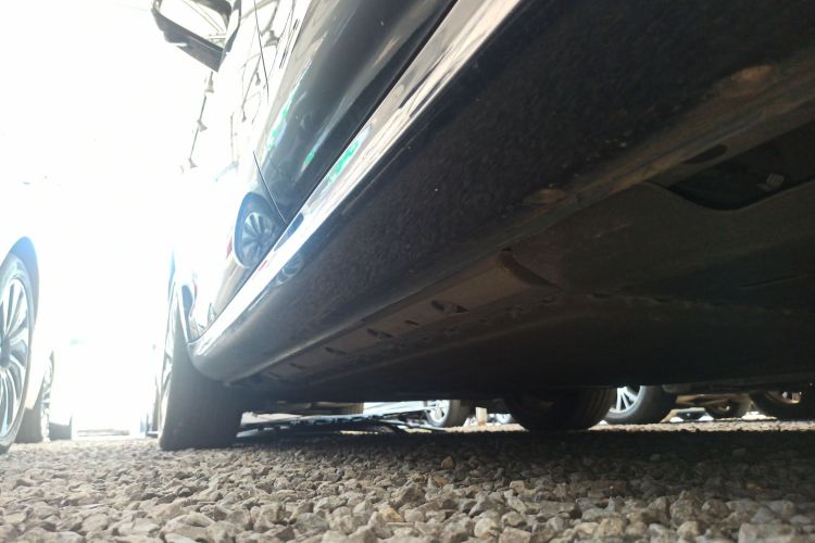 鸿蒙智行 问界M5 2022款 增程四驱性能版局部细节9002