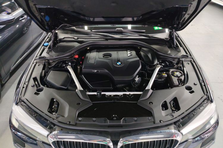 宝马5系 2019款 525Li M运动套装局部细节24