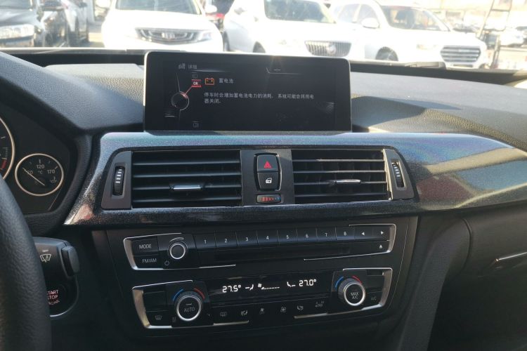 宝马3系GT 2014款 320i 领先型中控内饰16