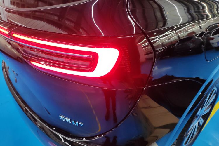 鸿蒙智行 问界M7 2024款 1.5T 智驾后驱Pro版 5座车身外观9
