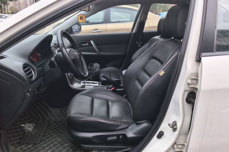 马自达6 2013款 2.0L 自动超豪华型中控内饰19