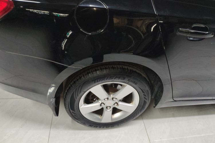 雪佛兰 科鲁兹 2014款 1.6L SL百万纪念版 MT车身外观6008