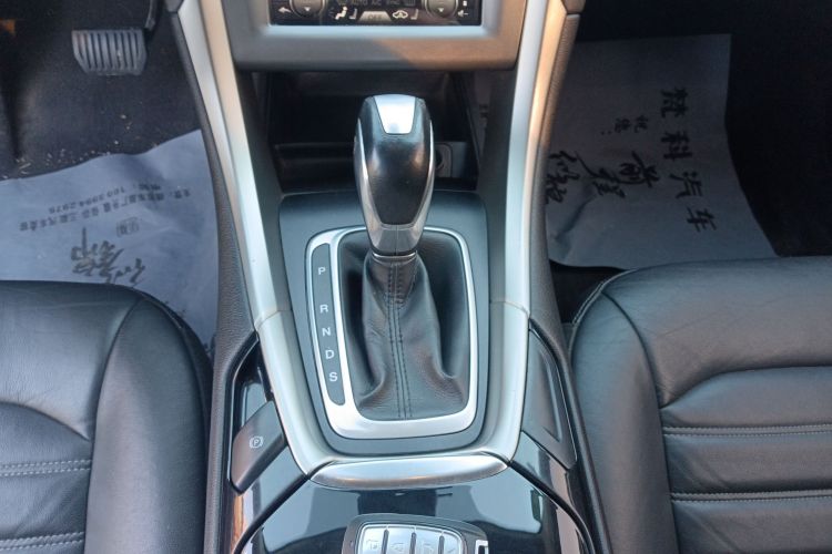 福特 蒙迪欧 2013款 2.0L GTDi200时尚型中控内饰18