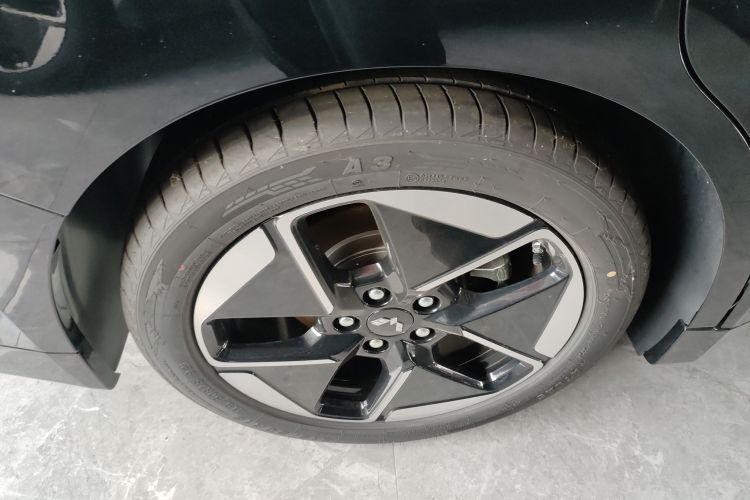 五菱汽车 五菱星光 2024款 共创版 510 进阶型车身外观56