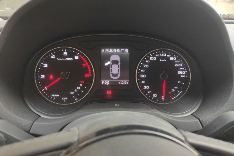 奥迪A3 2019款 Limousine 35 TFSI 运动型 国V中控内饰14