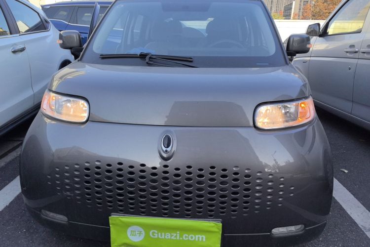 欧拉白猫 2020款 305km 豪华型车身外观2