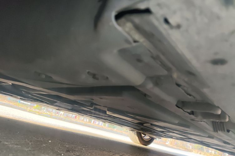 奔驰A级 2021款 A 180 L 运动轿车局部细节9004