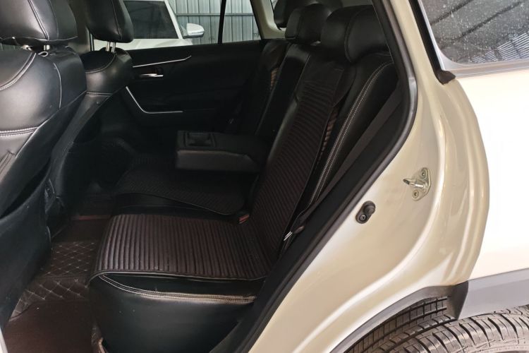 丰田 RAV4荣放 2020款 2.0L CVT两驱风尚版中控内饰21
